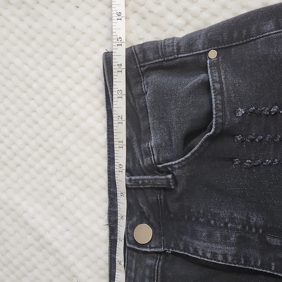 BLACK OMBRE WOMENA JEANS WITH RED ROSES SIZE 30 DISTRESSED - Picture 8 of 12